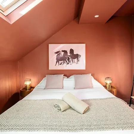 Highthorne House Apartment *