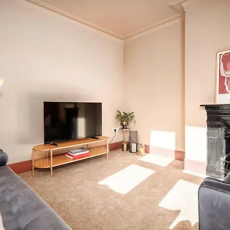 Apartment Highthorne House
